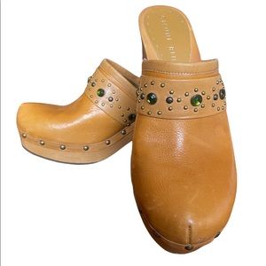 Gianni Bini Clogs size 8.5